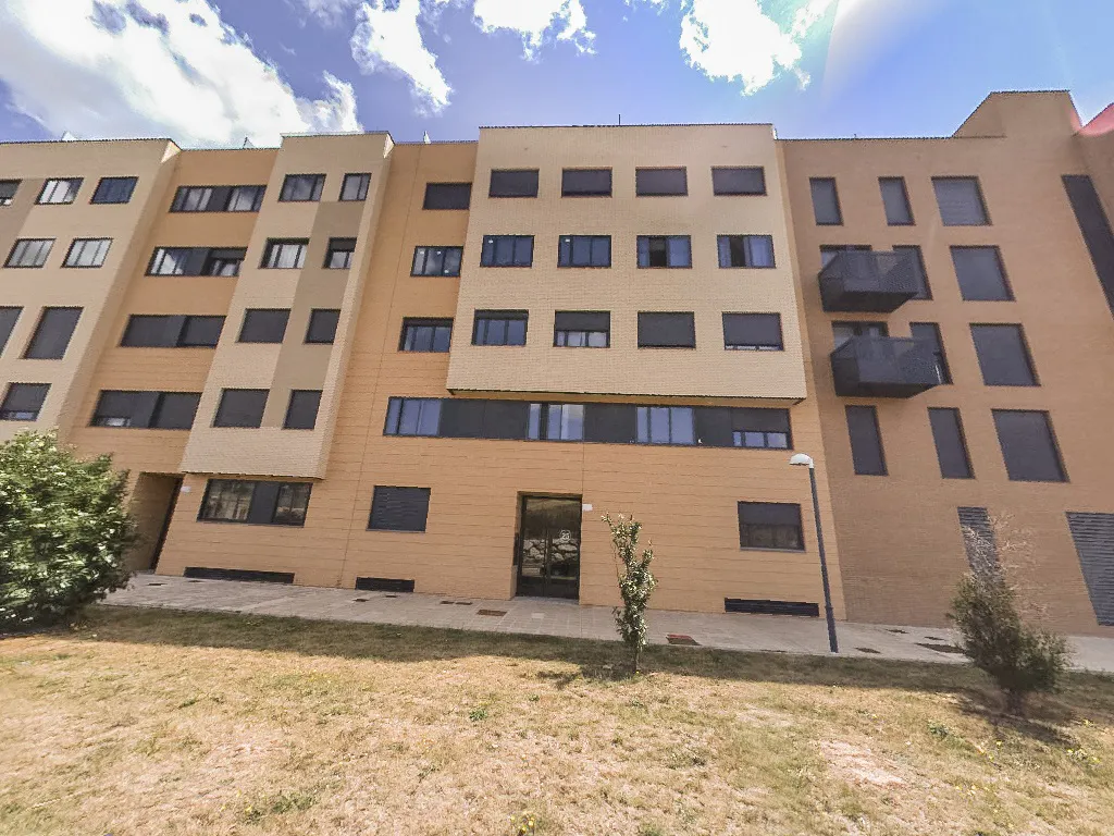 Foto de Inmueble / Vivienda en SUB-JA-2026-265382